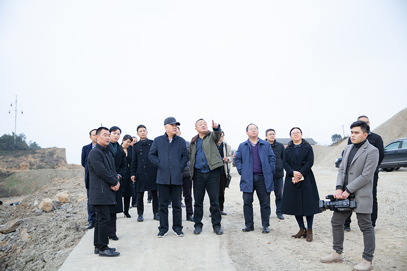 省市場監(jiān)管局領導一行蒞臨川威集團考察調(diào)研(圖4)