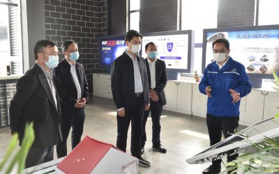 四川省委常委、宣傳部部長甘霖蒞臨川威集團連界基地調(diào)研