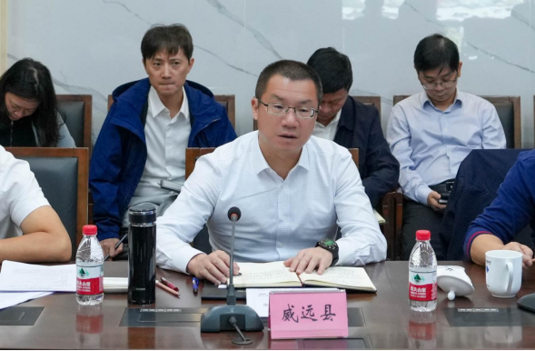 畢勝副市長帶隊到川威關(guān)心企業(yè)發(fā)展(圖7) 畢勝副市長帶隊到川威關(guān)心企業(yè)發(fā)展(圖7)