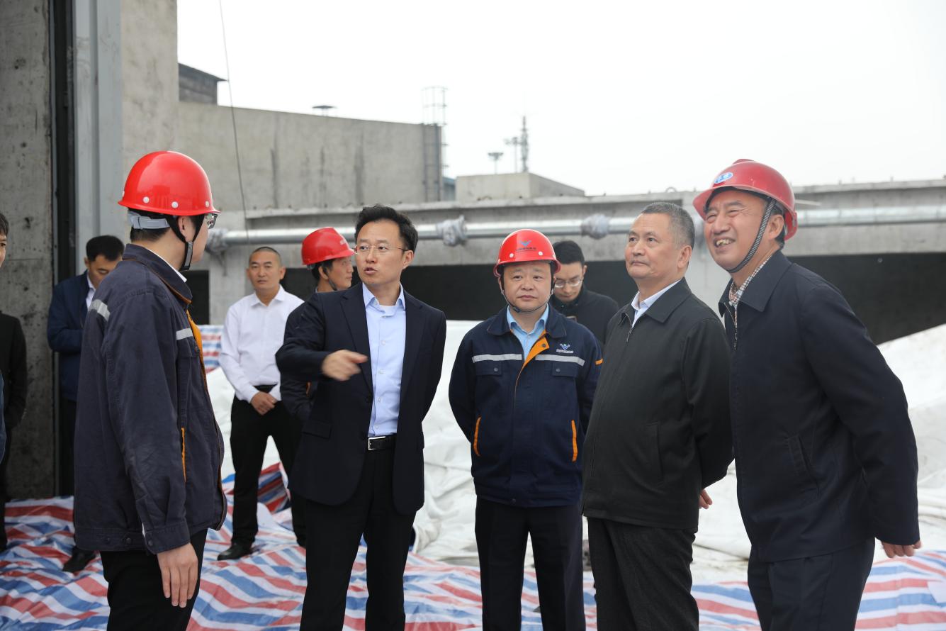 市人大常委會副主任曾云忠、市政府副市長畢勝到川威調(diào)研督導(dǎo)超低排放改造推進情況(圖3)