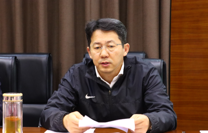 落實超低排放改造 推動行業(yè)綠色發(fā)展 ——內(nèi)江市委副書記路松明一行蒞臨星船城公司調(diào)研(圖4) 落實超低排放改造 推動行業(yè)綠色發(fā)展 ——內(nèi)江市委副書記路松明一行蒞臨星船城公司調(diào)研(圖4)