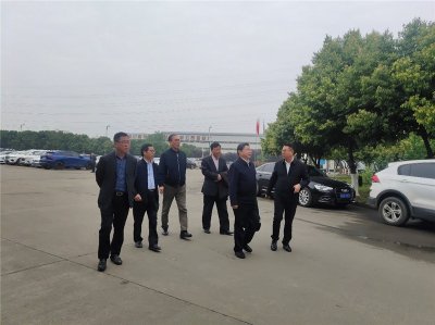 中國建筑金屬結(jié)構(gòu)協(xié)會鋼結(jié)構(gòu)分會常務(wù)副會長胡育科一行到川威集團(tuán)龍泉基地考